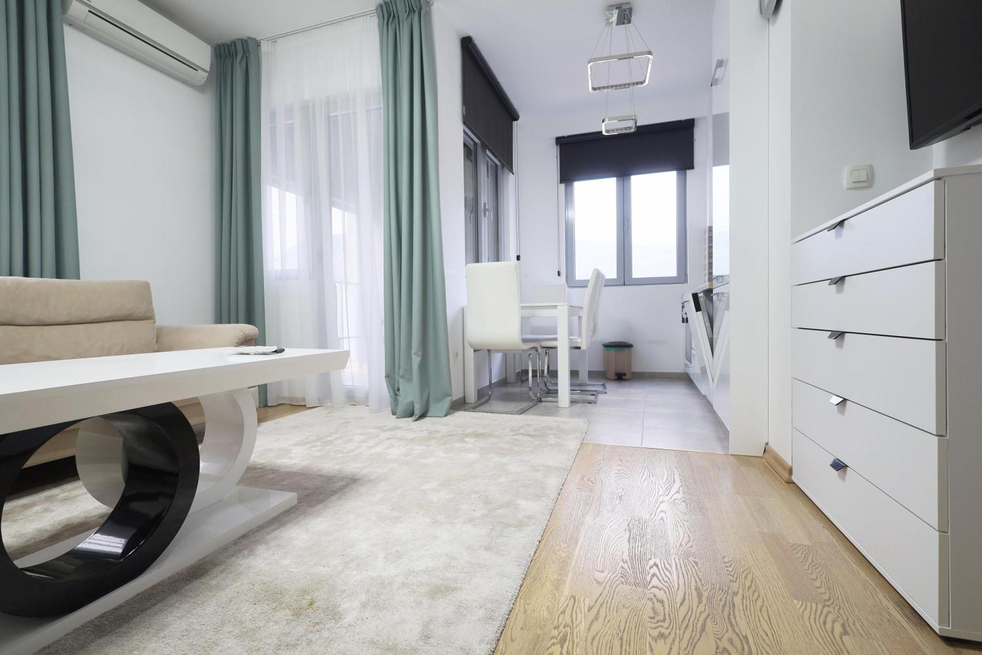 Status-m Irina Apartment
